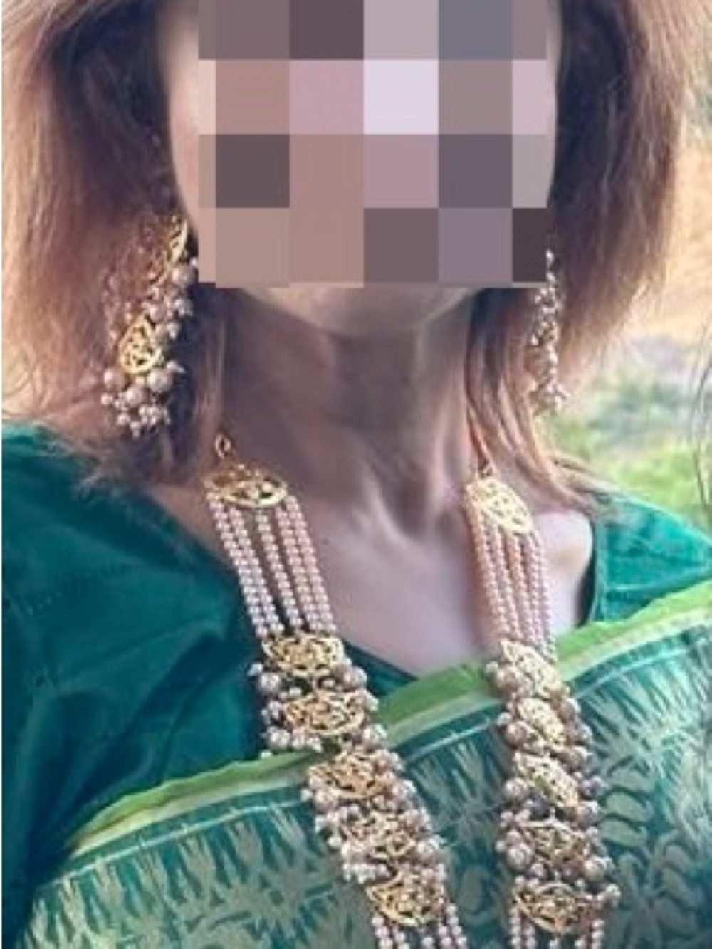 Traditional Gold-Tone and Pearl Multistrand Necklace Set - Elegant Green Accent